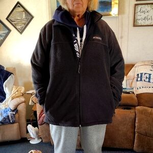 Columbia Black Fleece Jacket